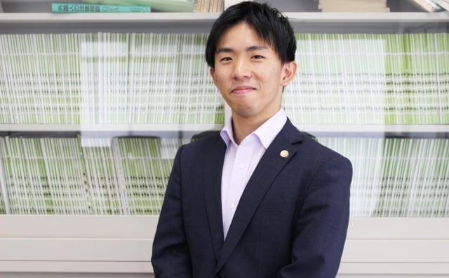 中野弁護士