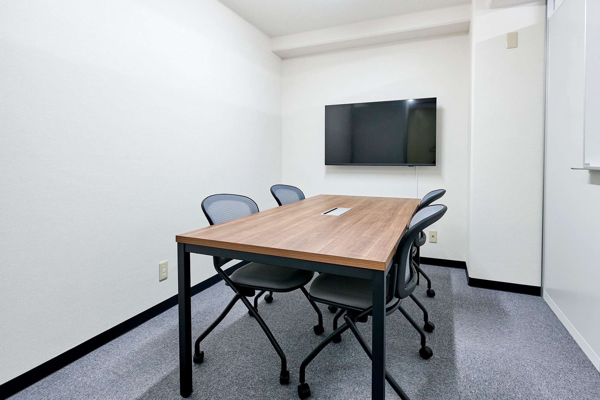 稲井法律特許事務所_相談室