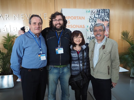 「プロジェクト・オンブレ」協会のゼネラルマネージャーらと近藤京子さん（本人提供）