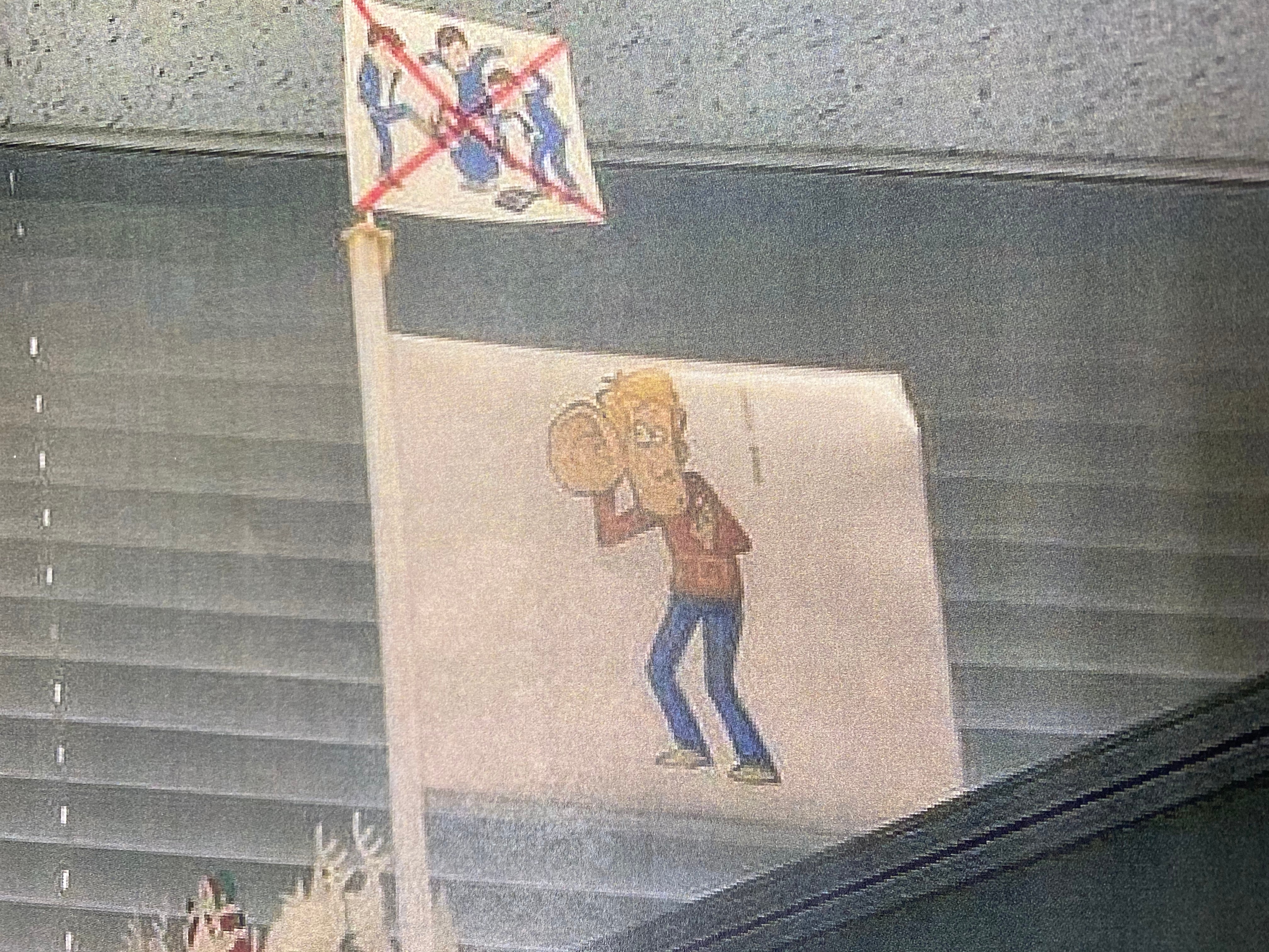 片耳を大きくして、何か聞こうとしているような男性のイラスト